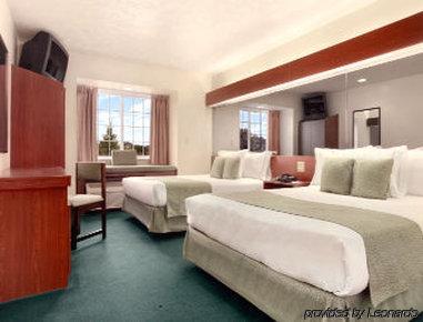 Hotel Microtel And 3*