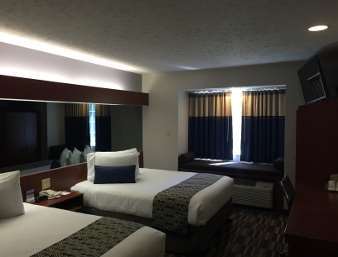 Microtel And Hotel Manistee