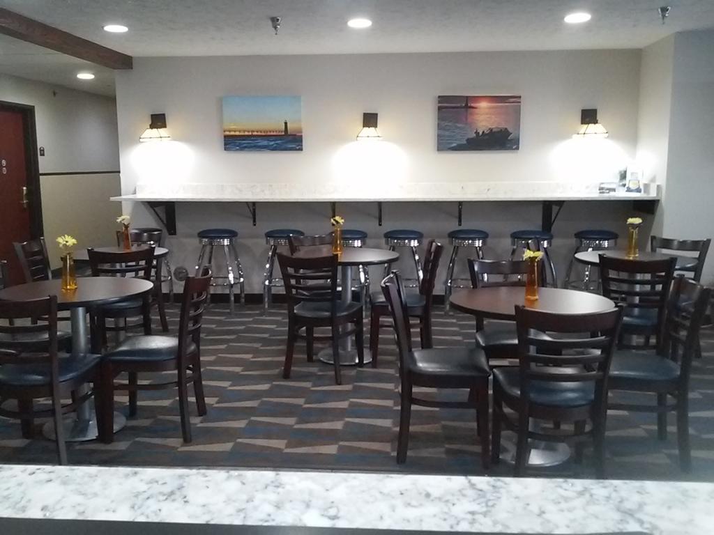 Microtel And 3*